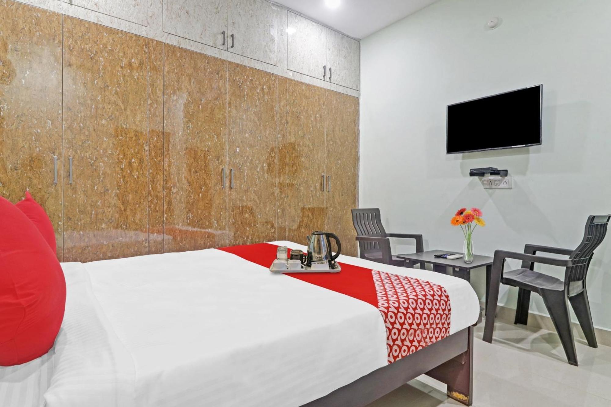Hotel O Hanuma Residency Sururnagar Exterior foto